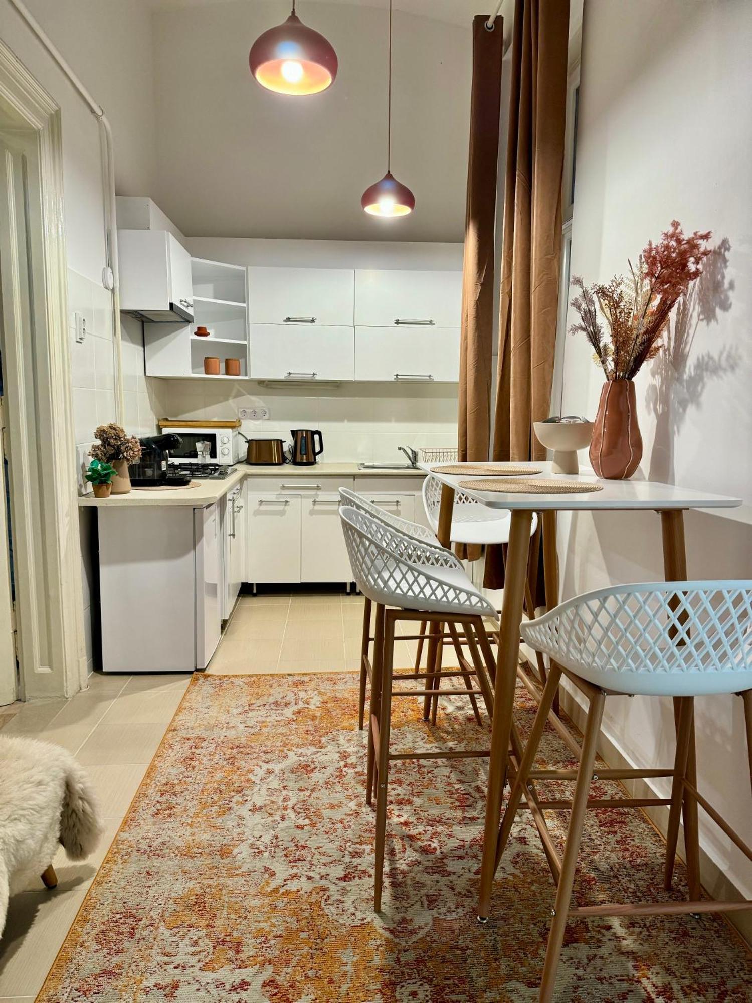 Stay At Liz Budapest Central Экстерьер фото